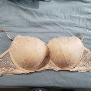 Pink Lace 34DDD La Senza Bra